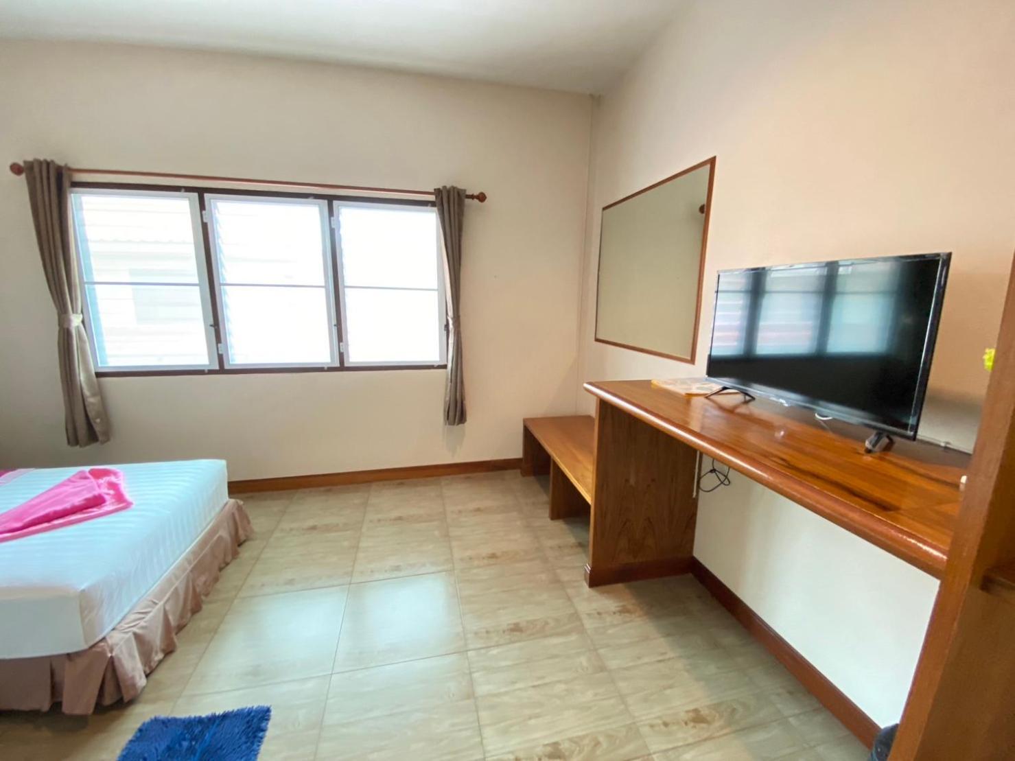Lotus Hostel Beach Ko Tao Dış mekan fotoğraf