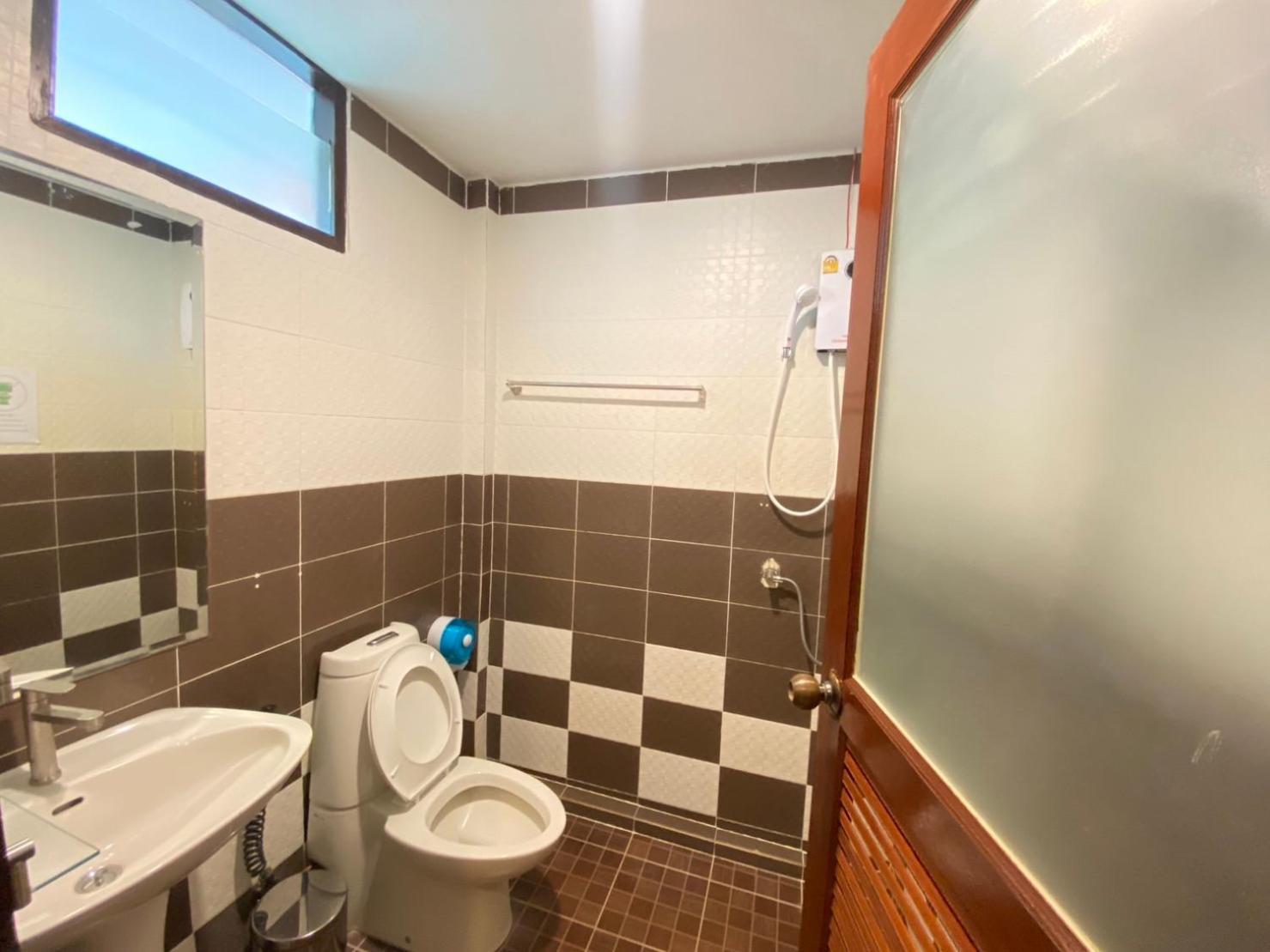 Lotus Hostel Beach Ko Tao Dış mekan fotoğraf