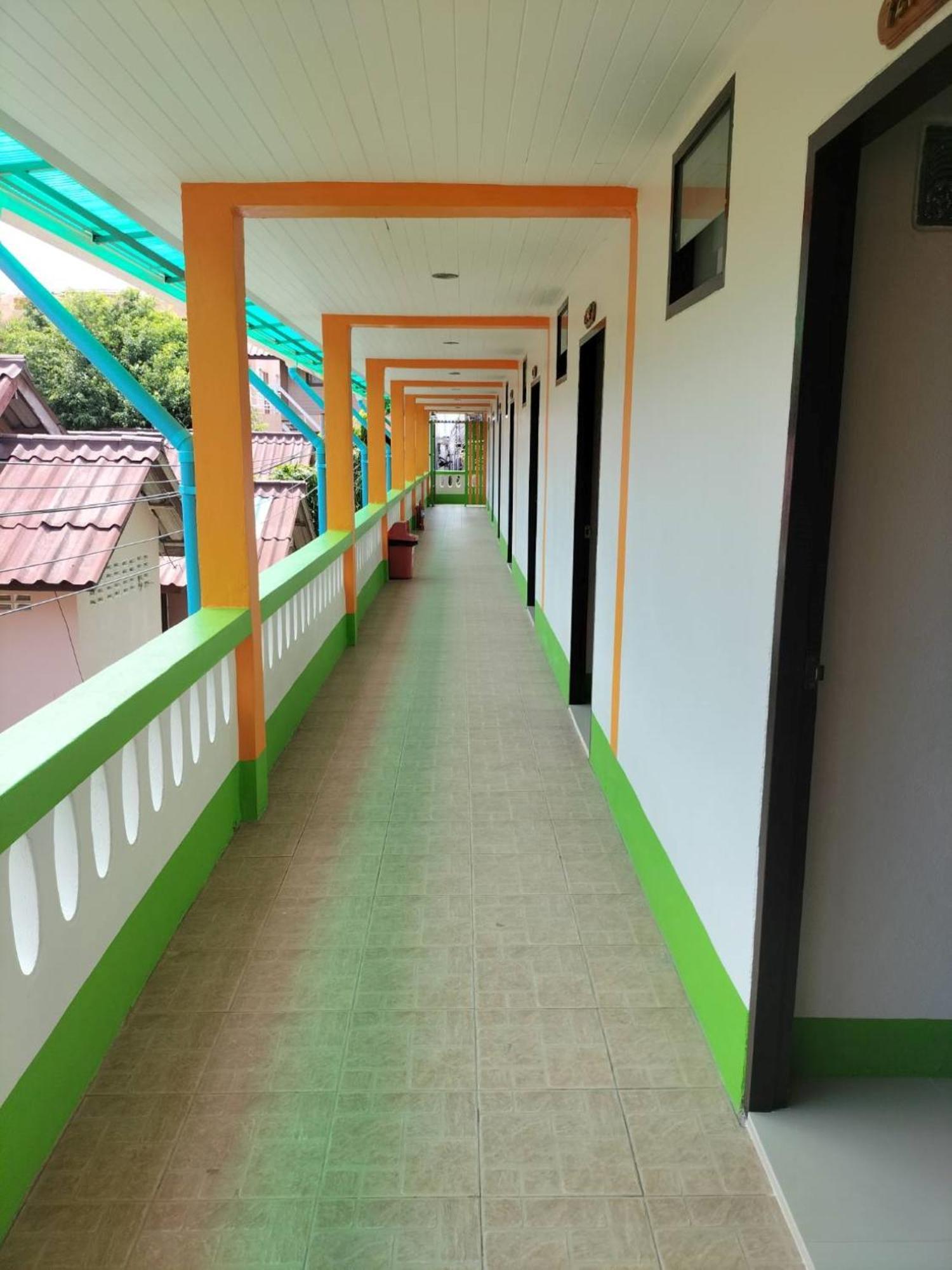 Lotus Hostel Beach Ko Tao Dış mekan fotoğraf